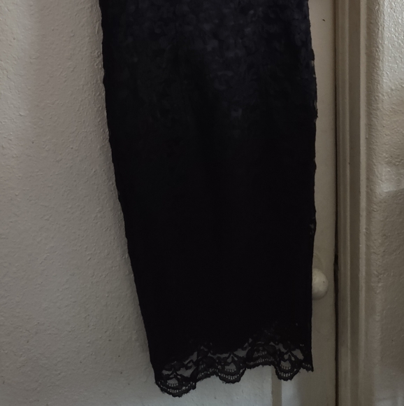 Vintage black lace dress size small - Picture 7 of 12